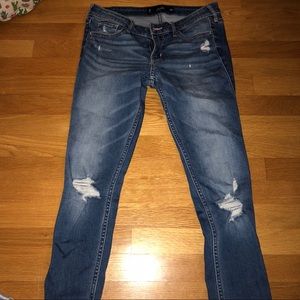 Hollister ripped skinny jeans